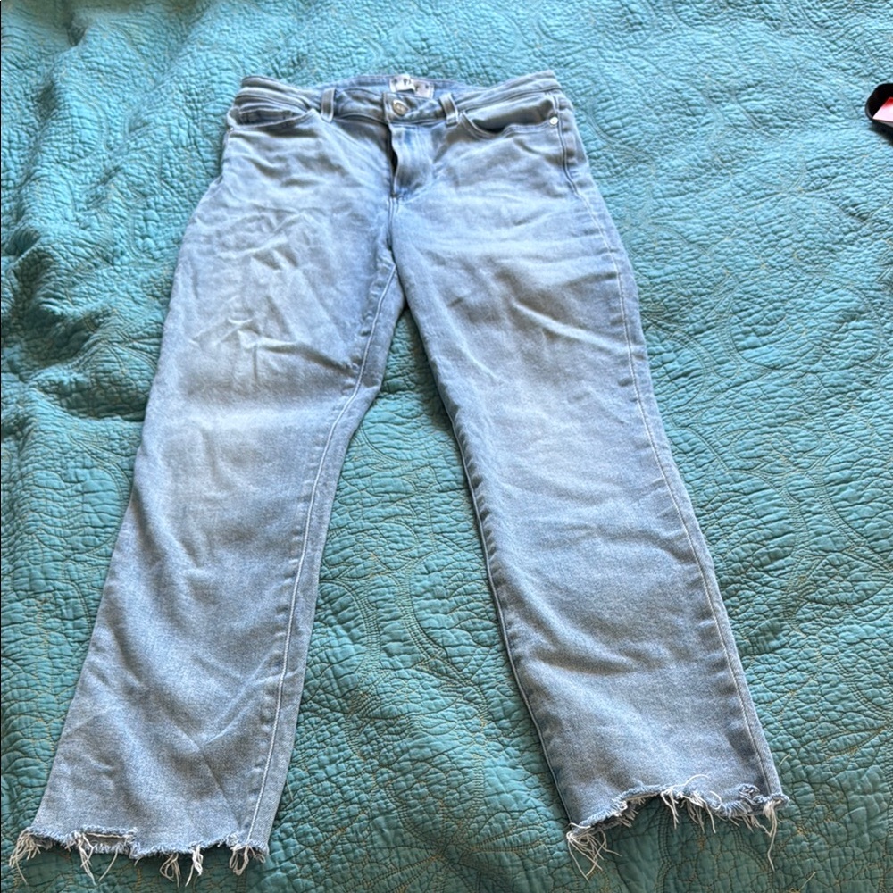 Women's Light Blue Frayed Hem Jeans